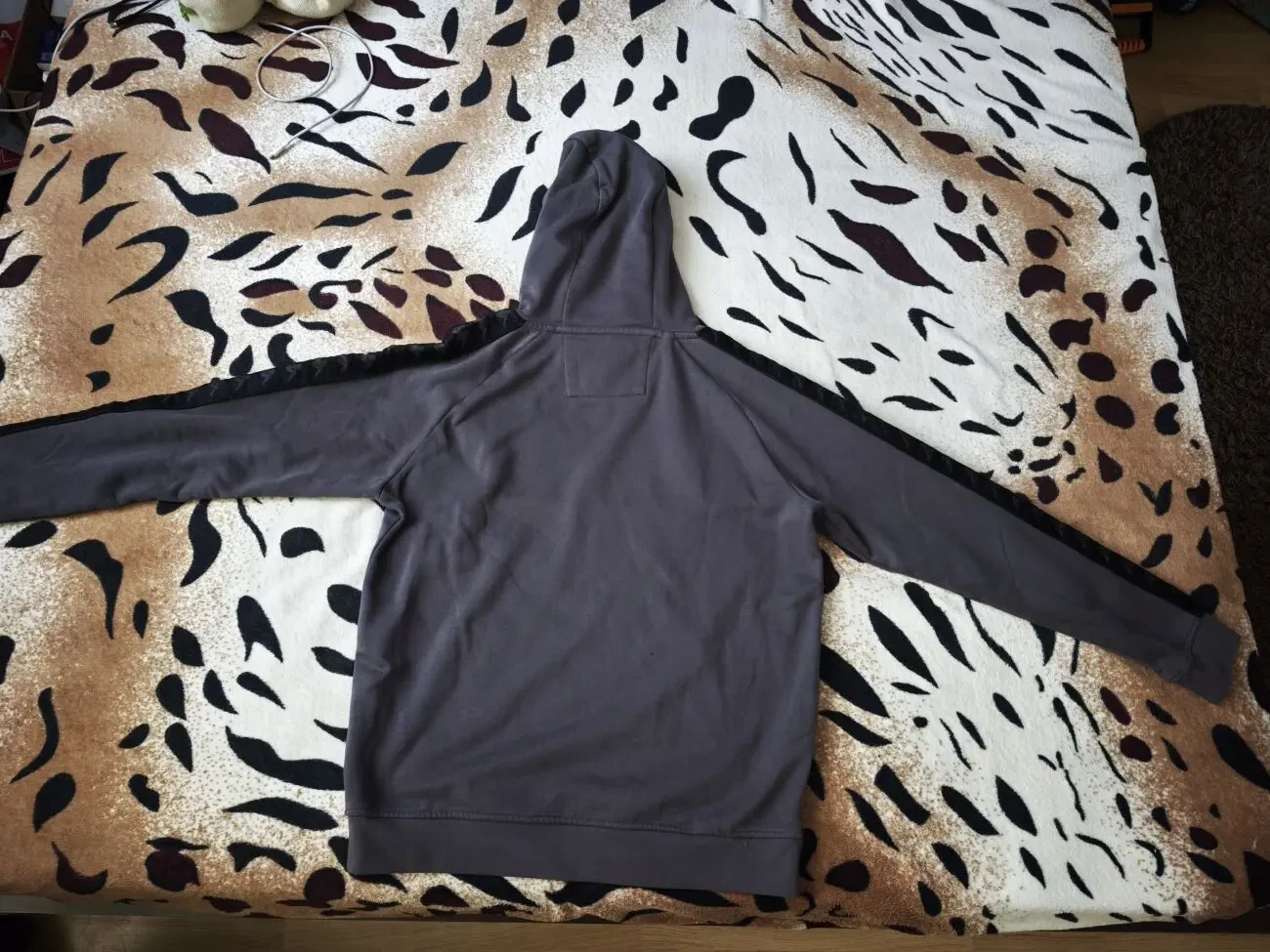 Продам худі kappa 5