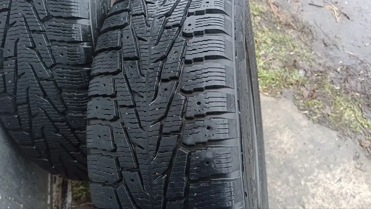 Шины 225/65 с диками 2