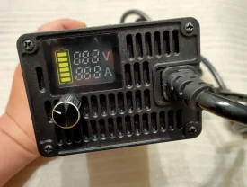 Зарядний пристрій для літієвих Li-ion акумуляторів 72в-84в 15a