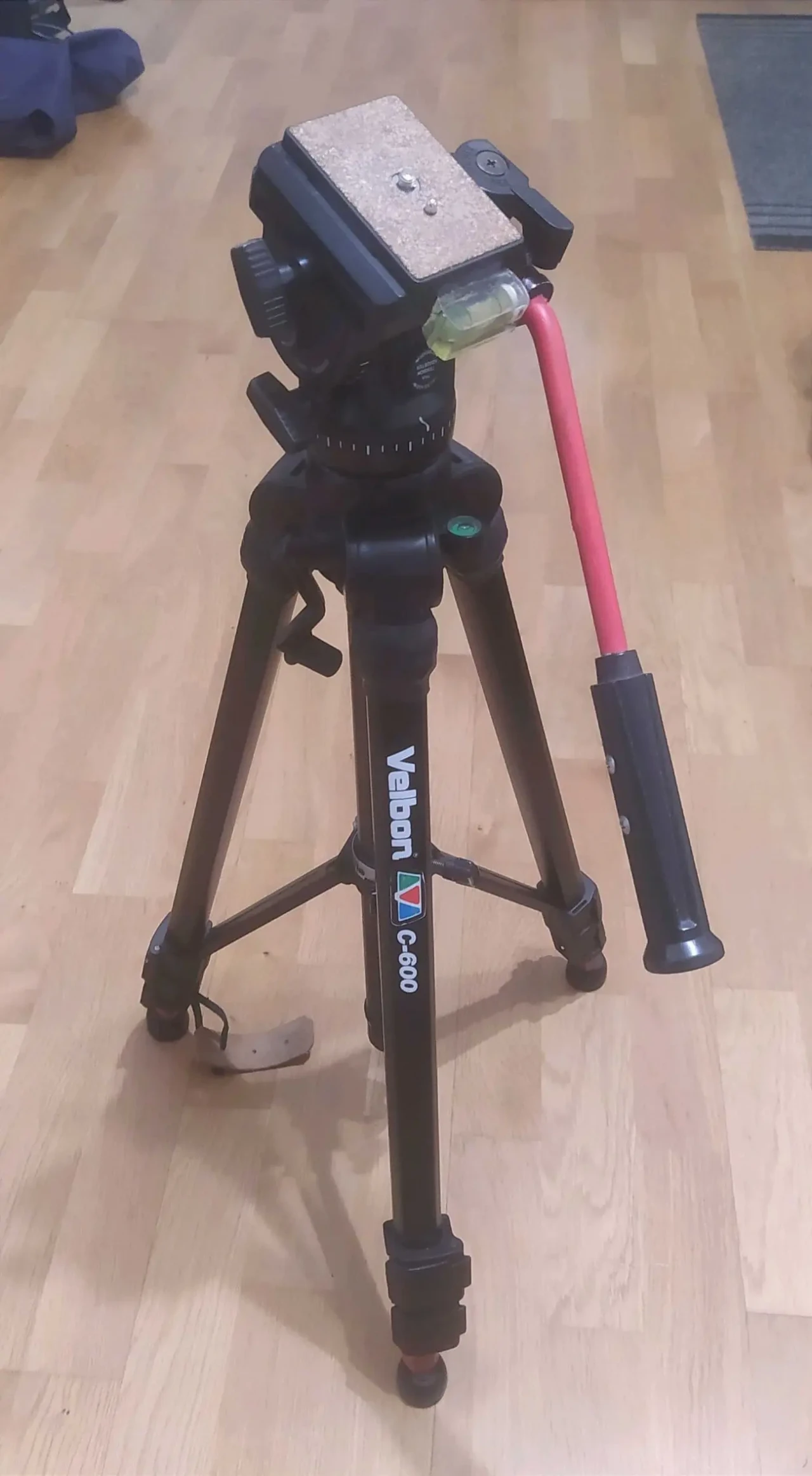 Velbon C-600