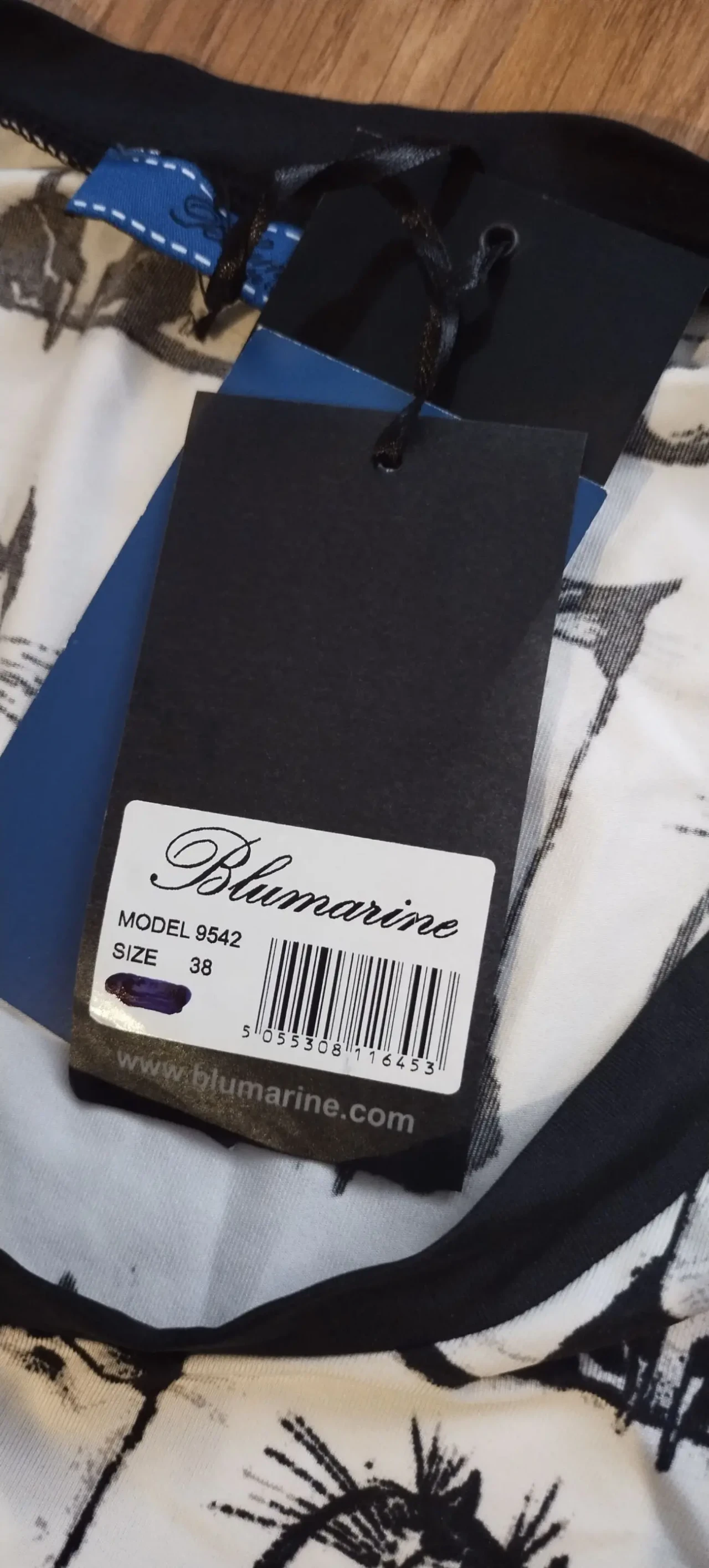 Жіночий костюм 2