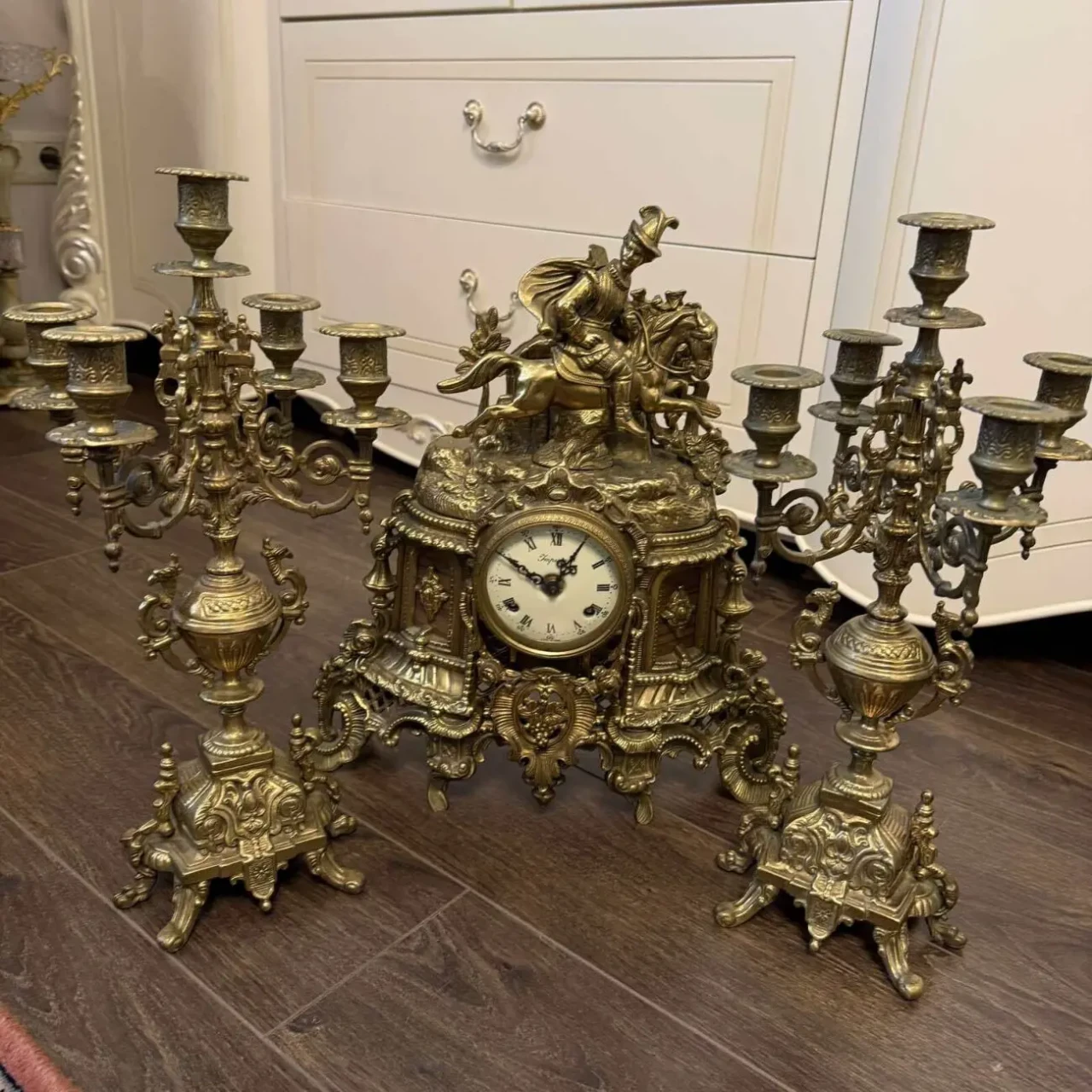 Камінний годинник з канделябрами антикваріат з Європи