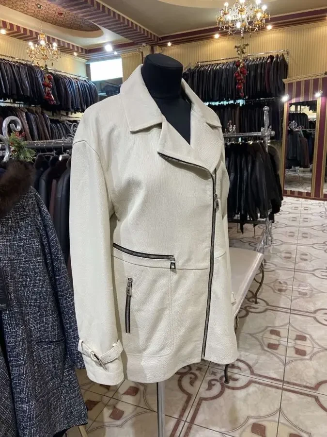 Куртка шкіряна джамбо,біла,подовжена