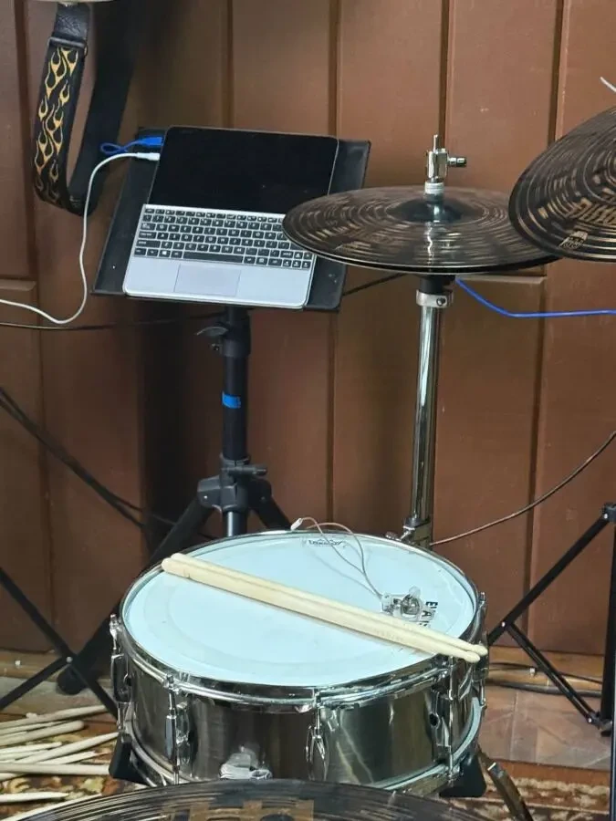 Викладач барабанів