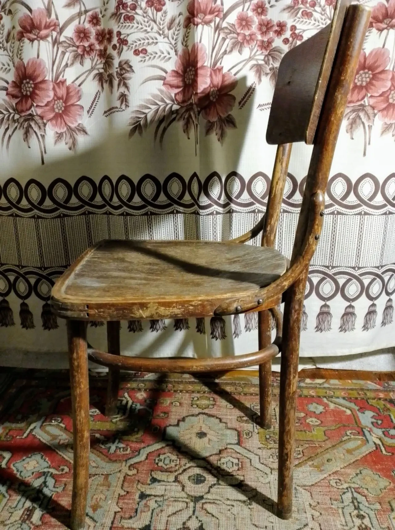 Стул деревянный легкий, ретро, можно ребенку, и под реставрацию 4