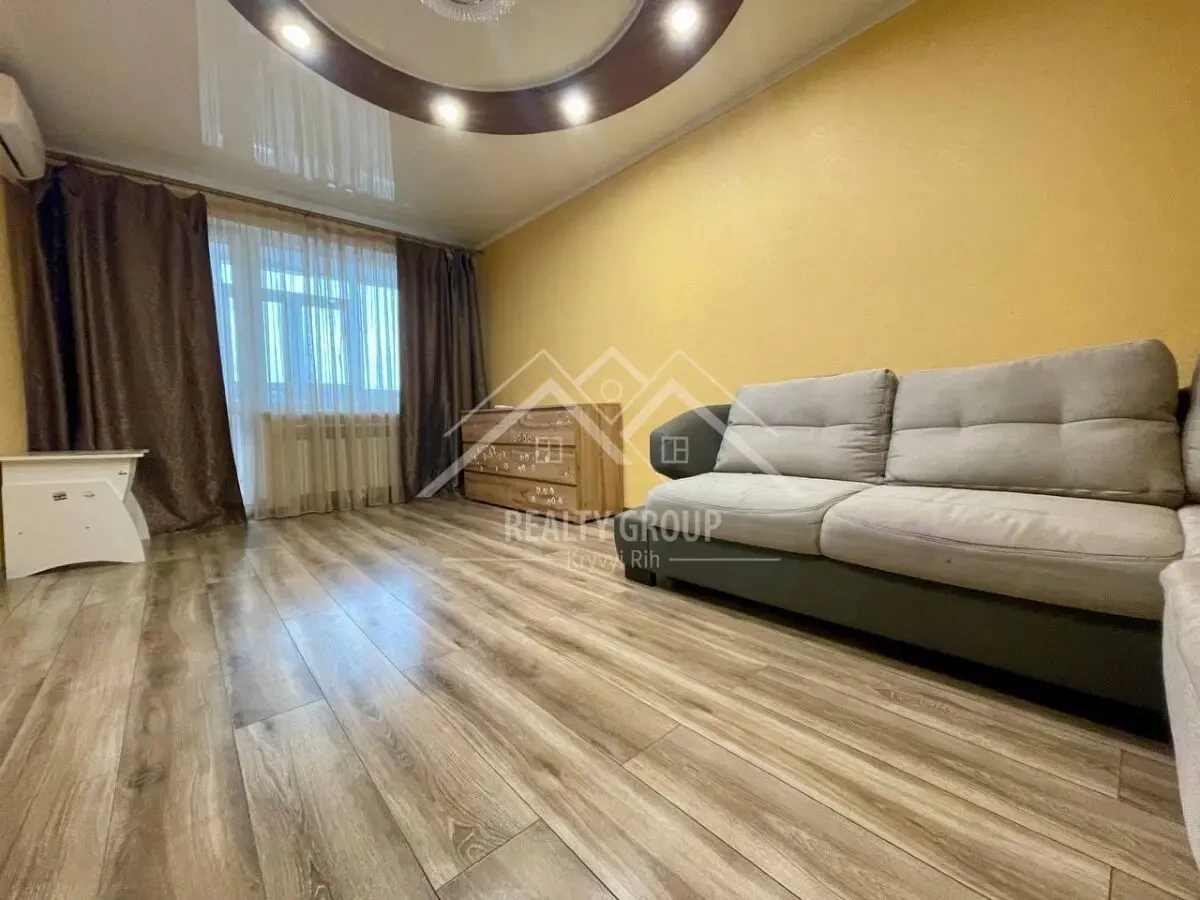 Продаж  чудової 2к квартири по вул. Чарівна (8 лікарня) 2