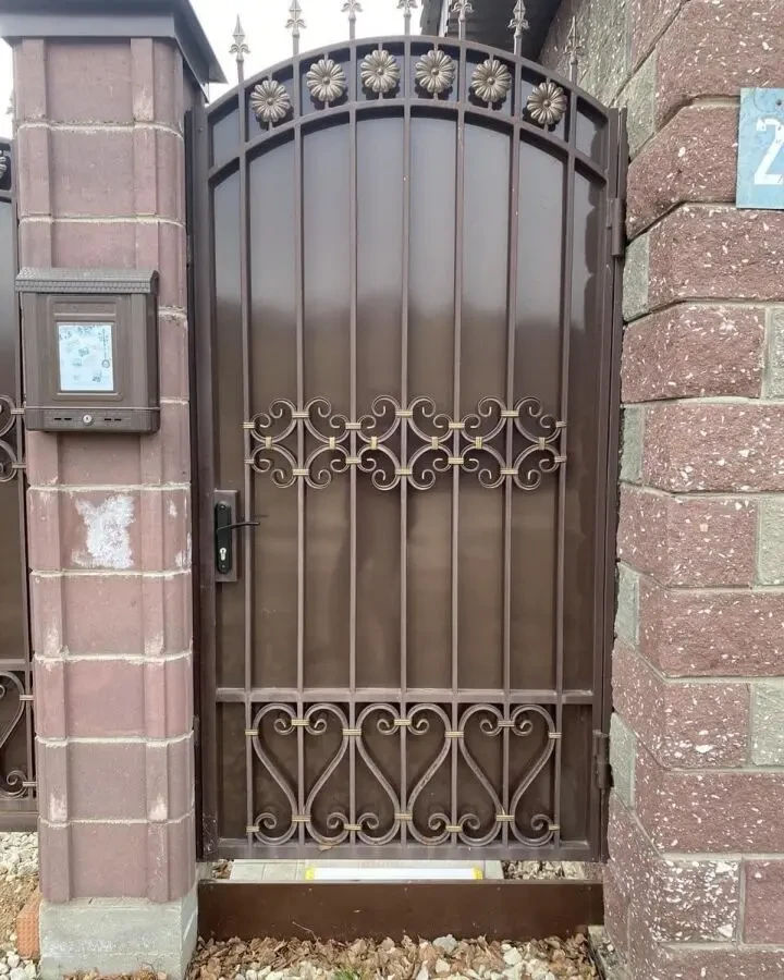 Металлические ворота в Кривом Роге 2