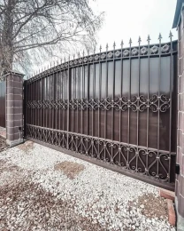 Металлические ворота в Кривом Роге