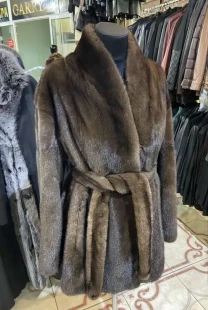 Норкова шуба горіх,пояс хутро