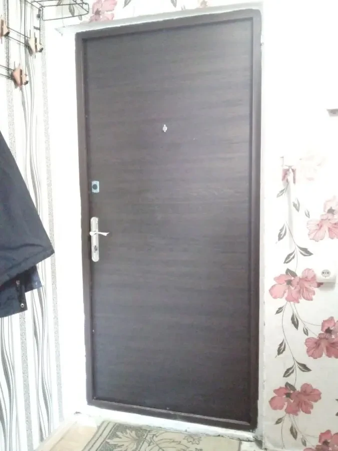 Продам 2 х ком кв Харьков Холодная гора 5й 9ти Ремонт