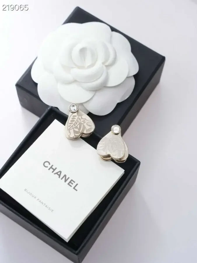 Сережки Chanell 4