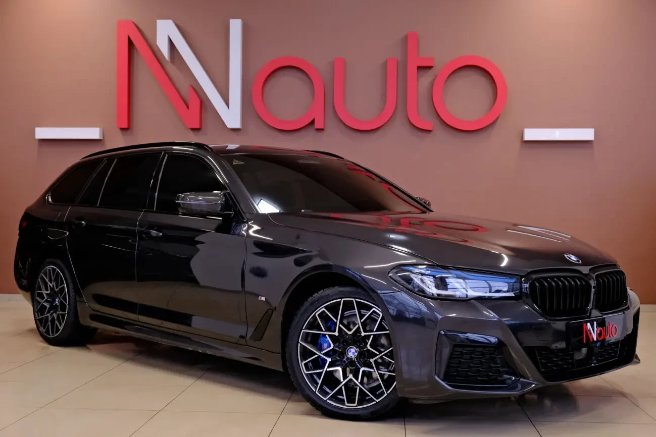 BMW 530i xDrive Touring 4