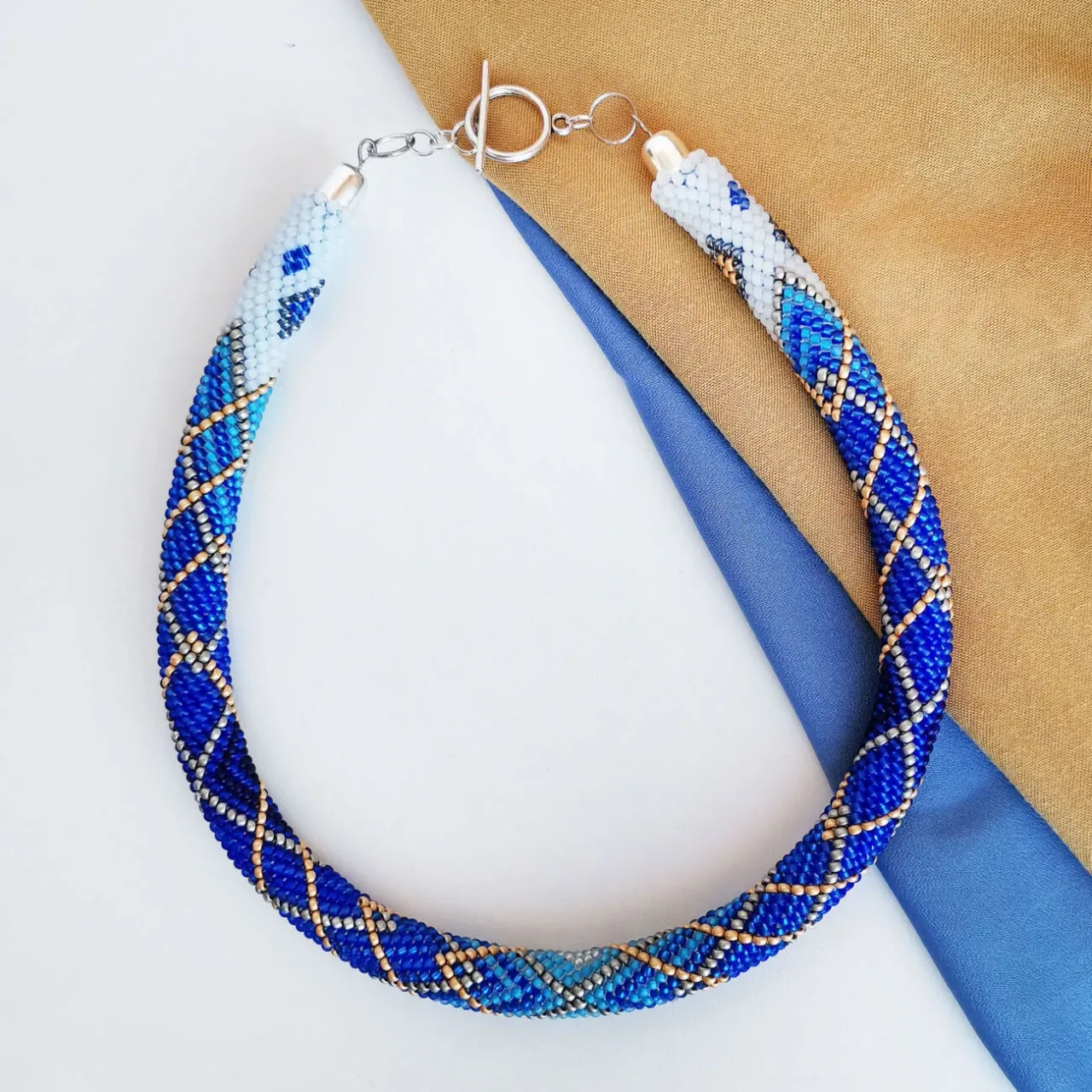 Прикраса із бісеру кольє-джгут Північне сяйво 3