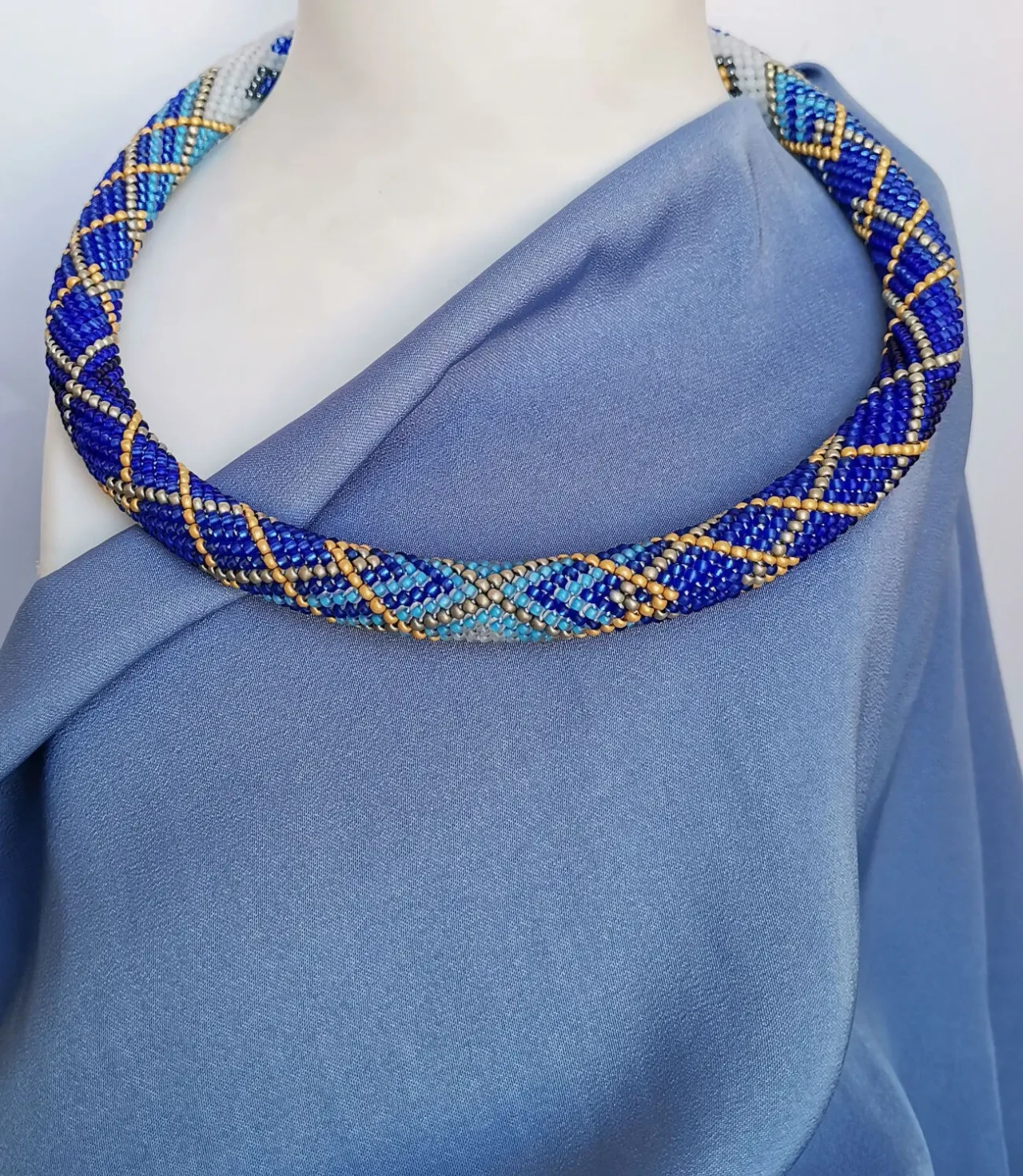 Прикраса із бісеру кольє-джгут Північне сяйво 2