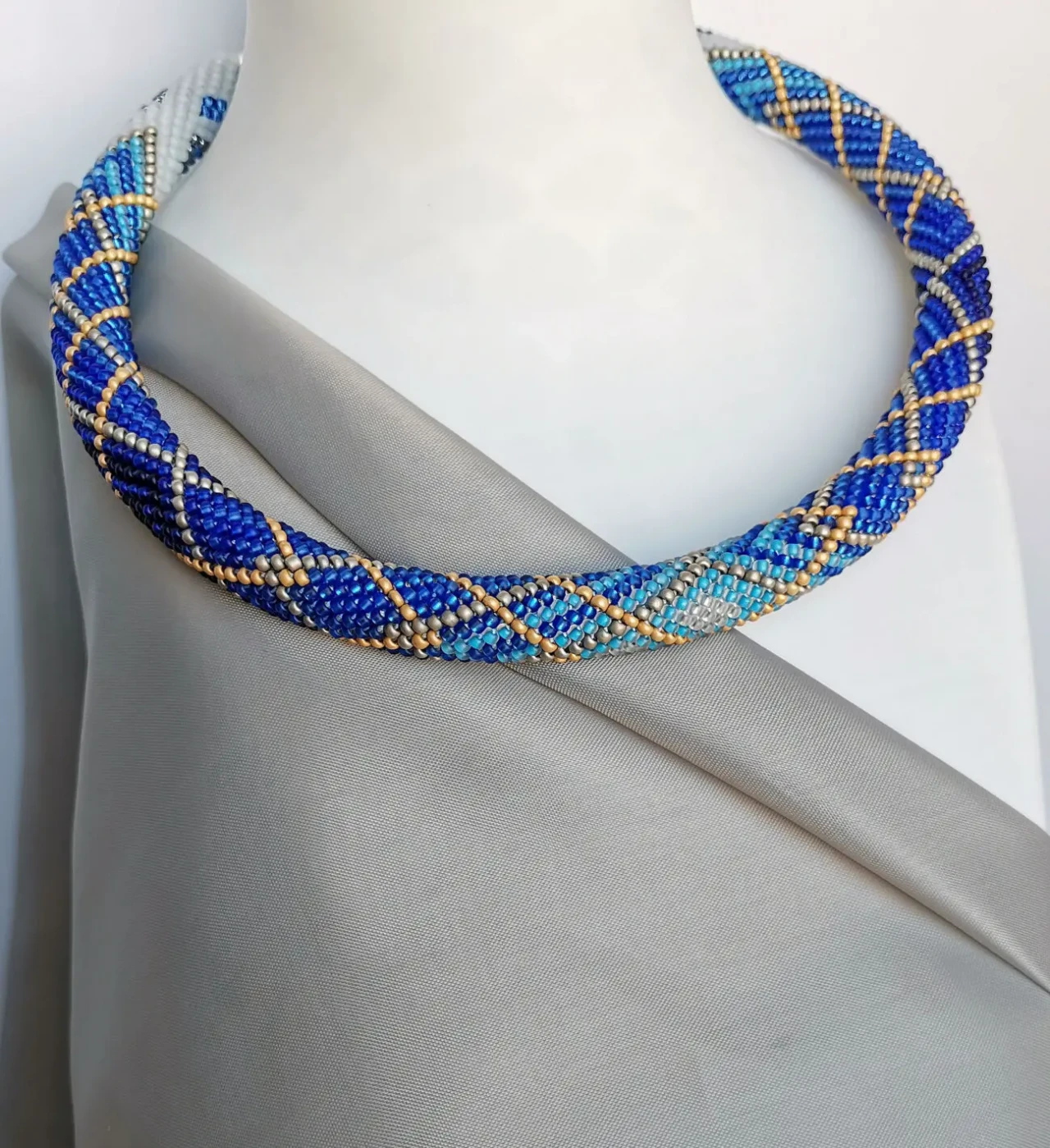 Прикраса із бісеру кольє-джгут Північне сяйво 7