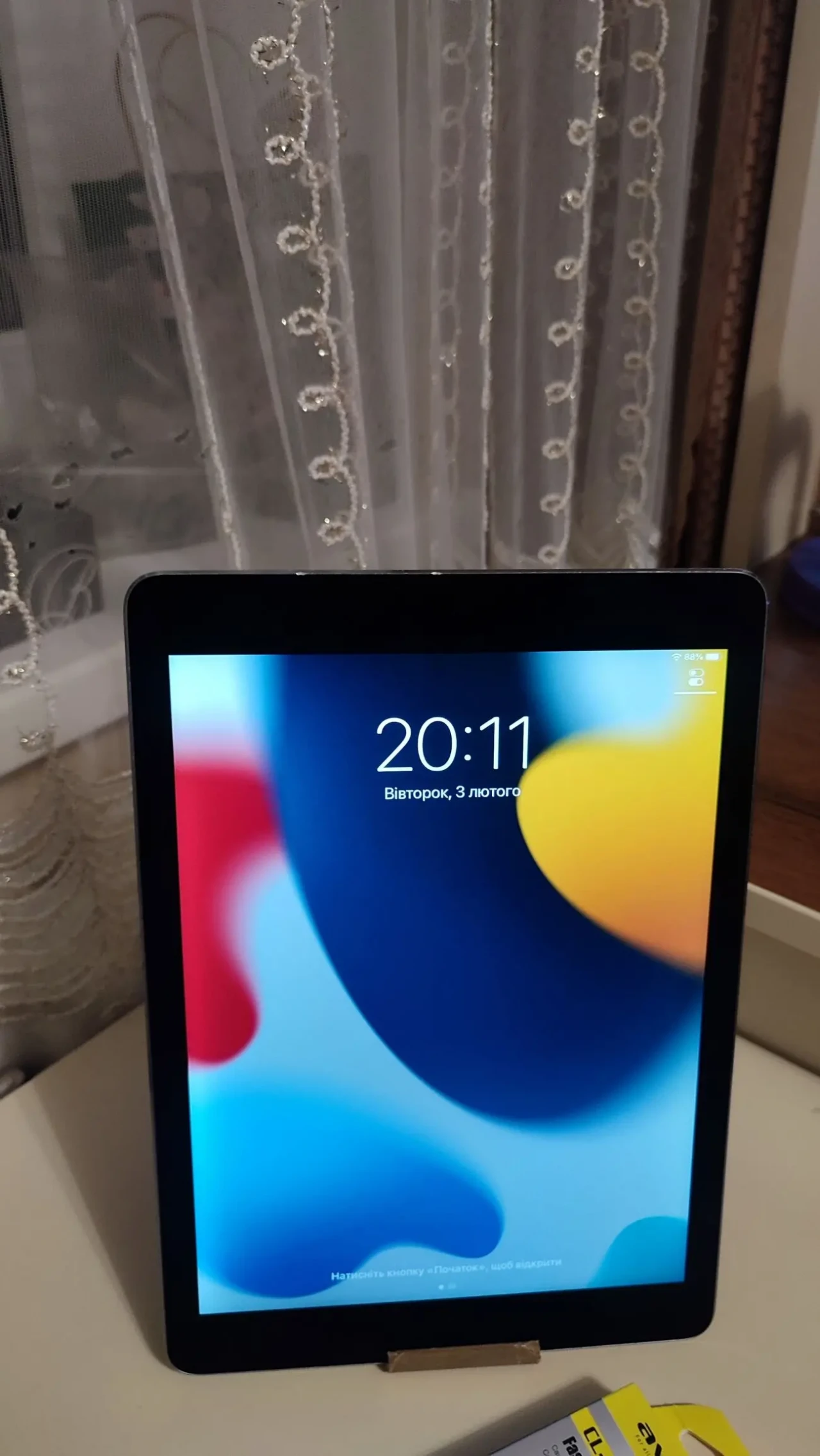 Продам планшет Apple iPad Air 2 Wi-Fi 2/16GB,стан відмінний. 2