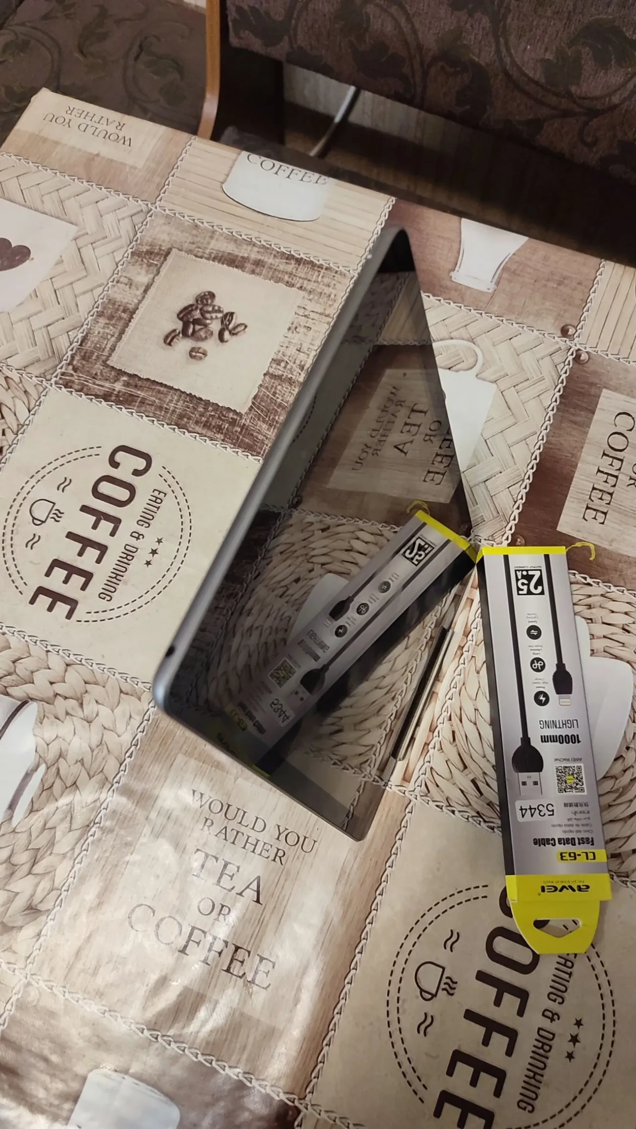 Продам планшет Apple iPad 6, Wi-Fi 2/32Gb, стан гарний. 2