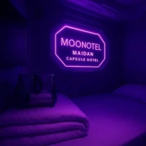 Капсульний готель у центрі Києва