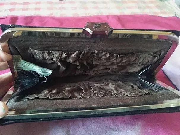 Сумка клатч лаковая черного цвета, старинная раритет 60-70 гг 7