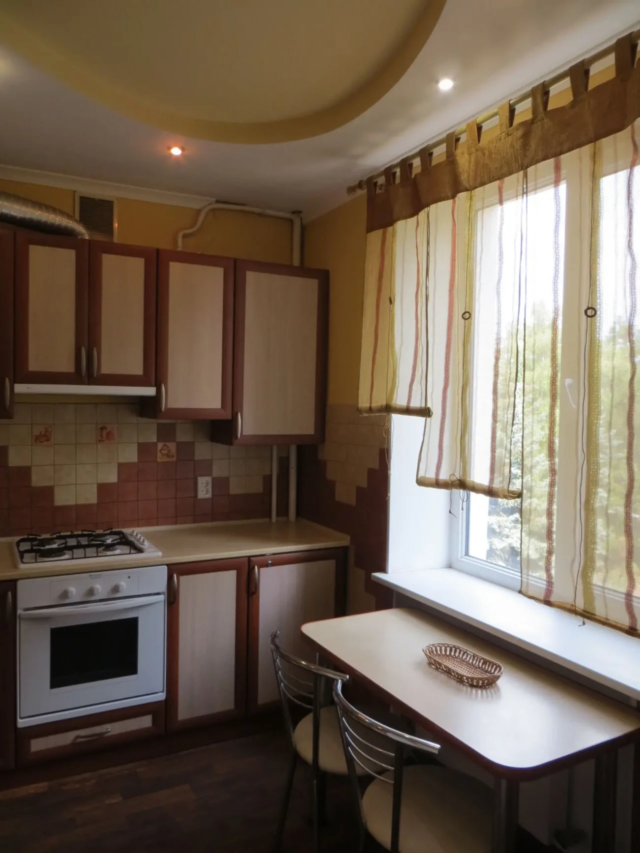 Квартира подобово у центрі міста 8