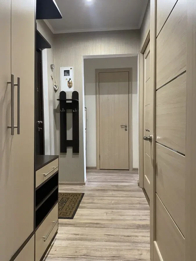 Продам затишну квартиру 4