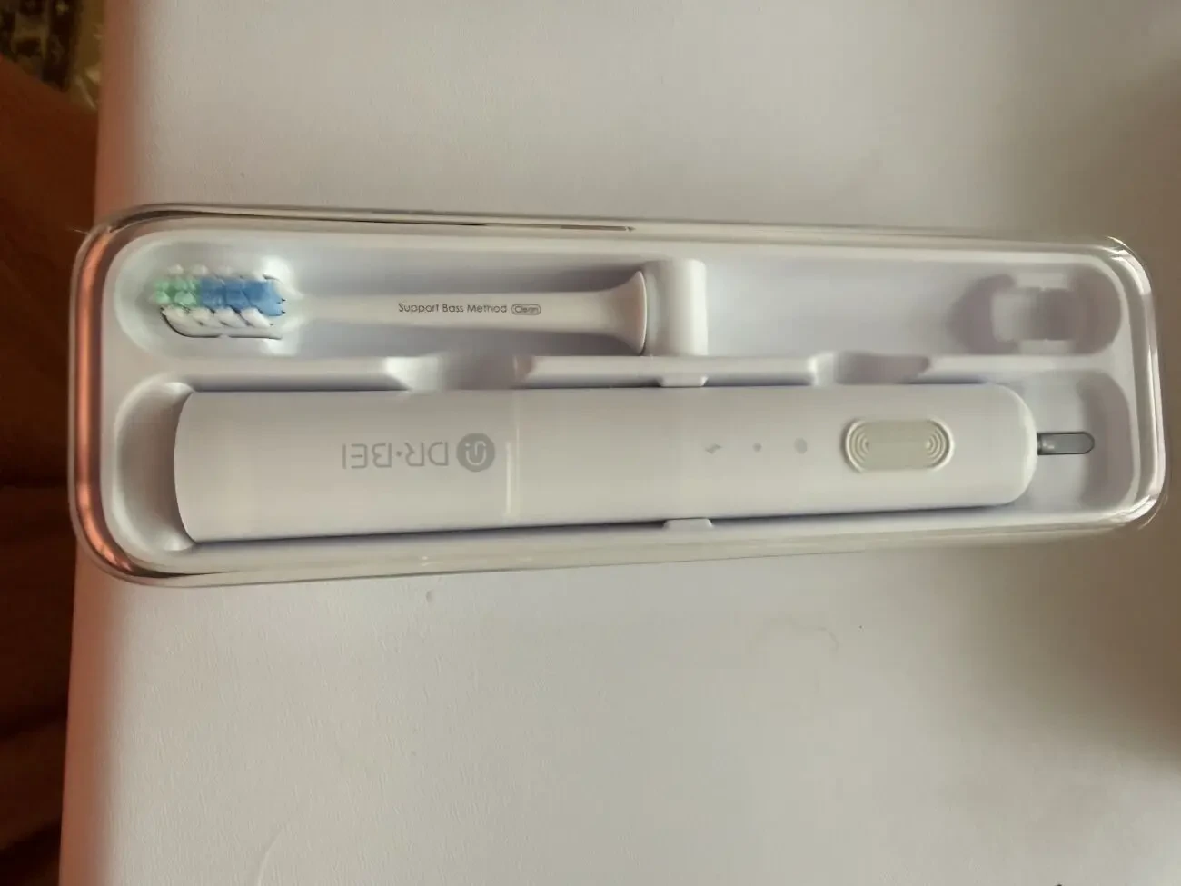 Електронна зубна щітка 4