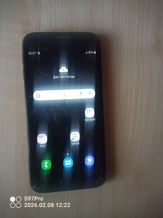 Смартфон Samsung Galaxy J3 4