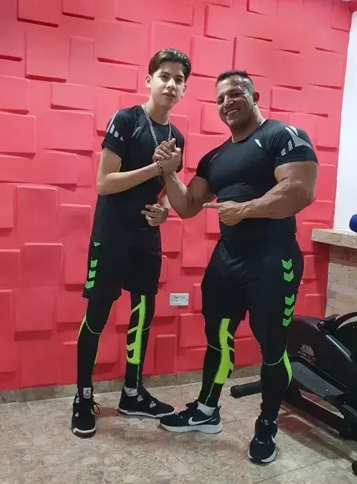 5в1.Компрессионный комплект PRO COMBAT 7