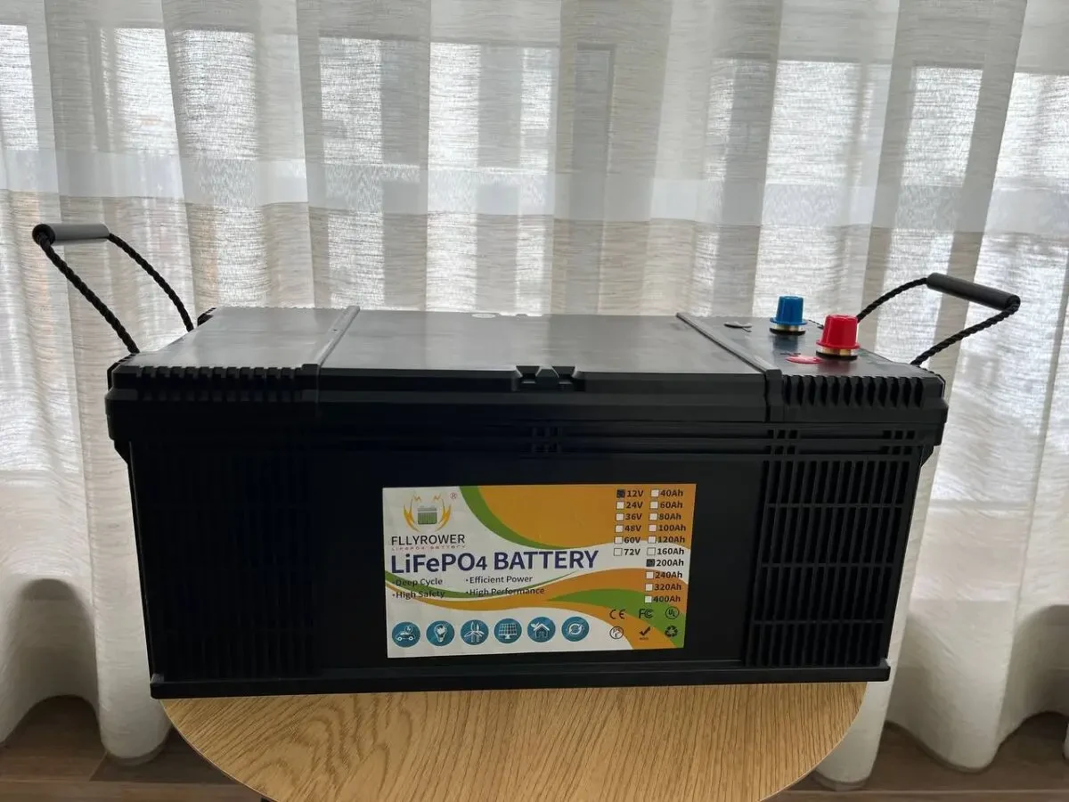 Акумулятор LiFePO4 12V 200Ah FlyPower новий 2
