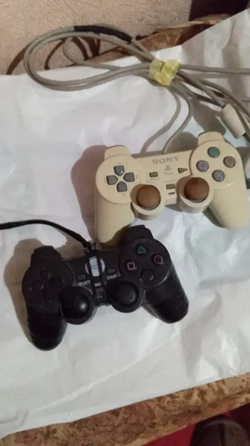 PlayStation 2, 2 джойстики, карта пам,яті, 3 ігри 8