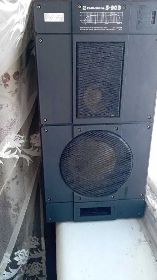 Колонки Radiotehnika S90B та магнітофон Союз110 4