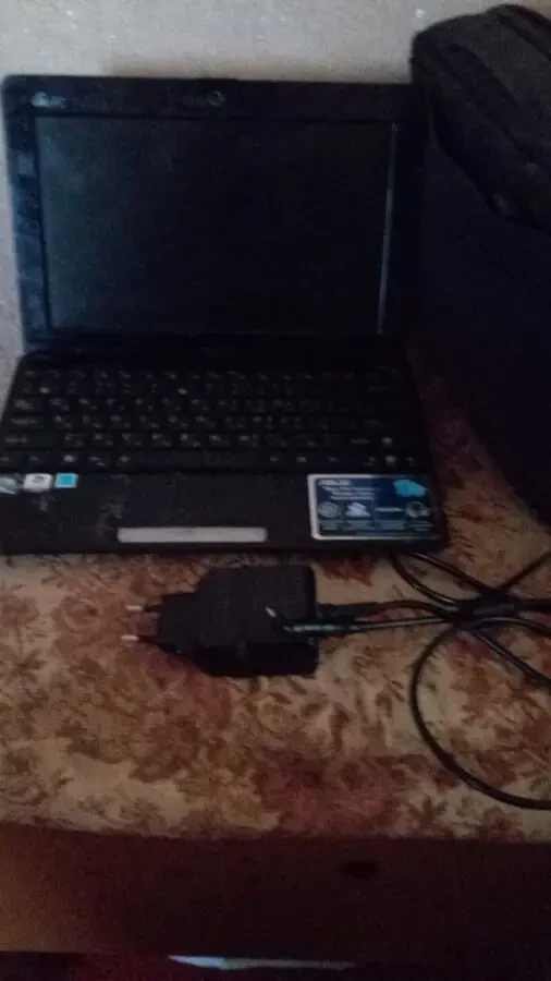 Продам ноутбук ASUS Eee PC, Intel Atom, 2 ГБ RAM, Windows 7