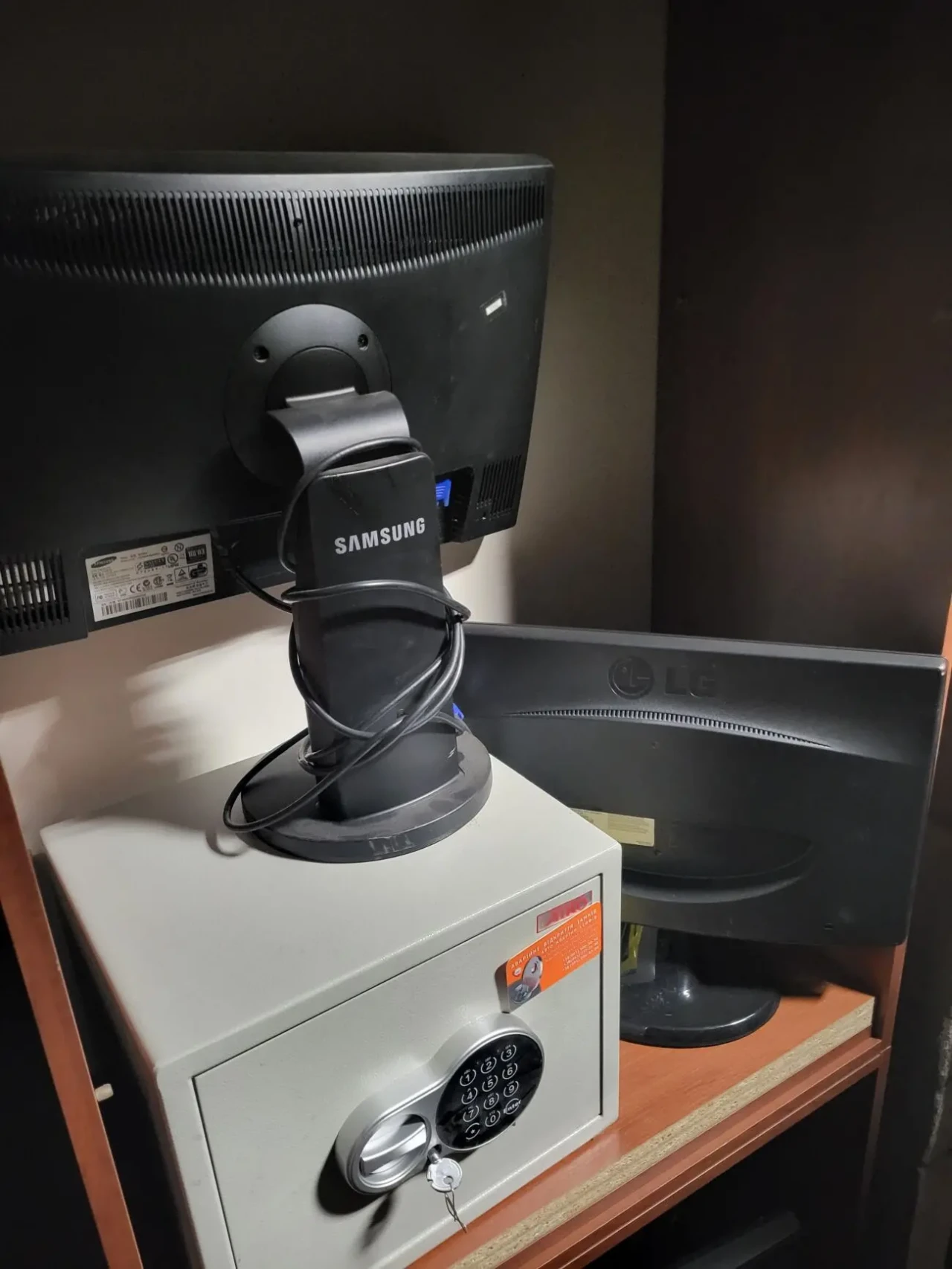 Системний блок,корпус з начинкою,розпродаж 9