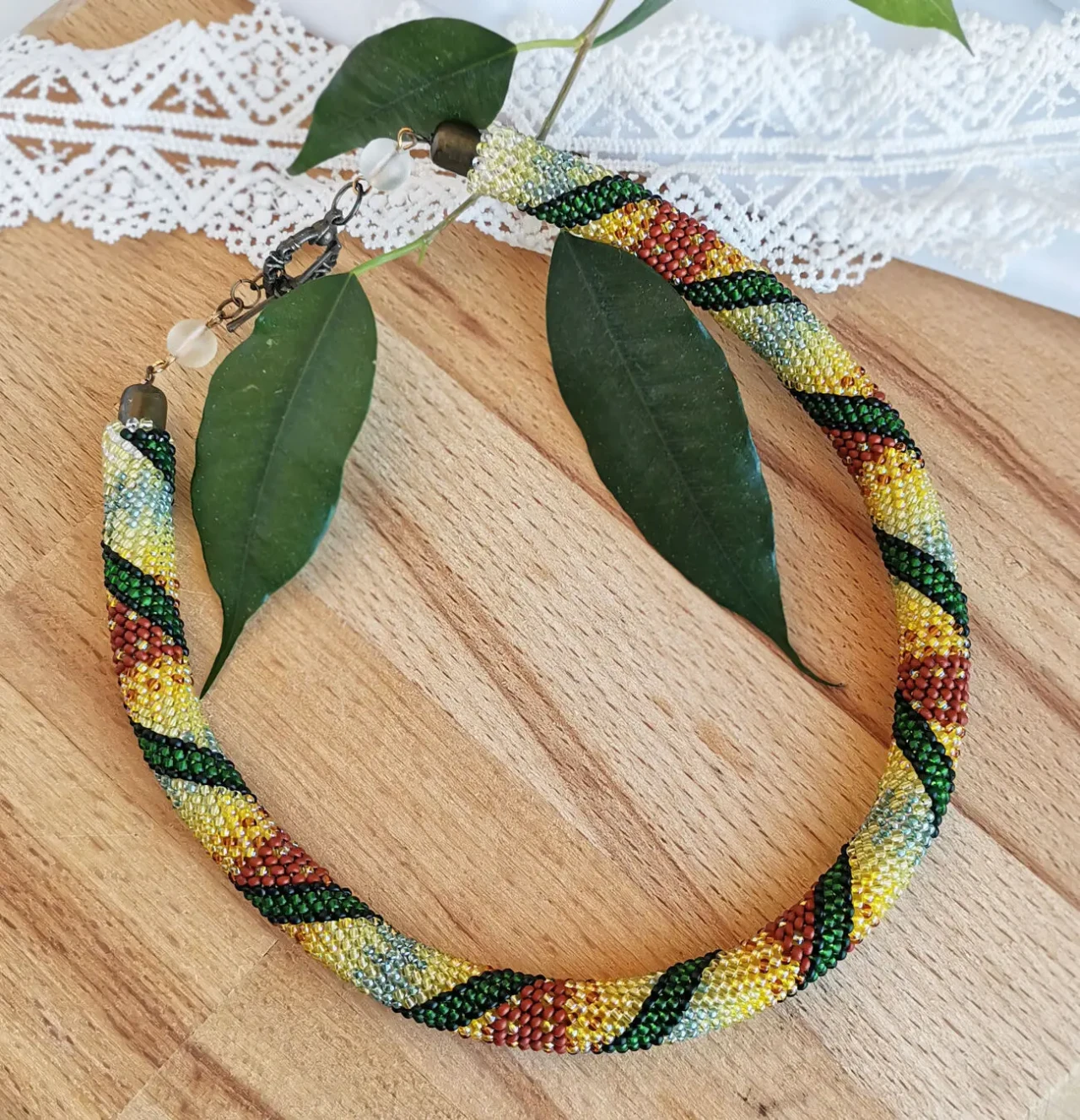 Прикраса із бісеру кольє-джгут Чарівний ліс 8