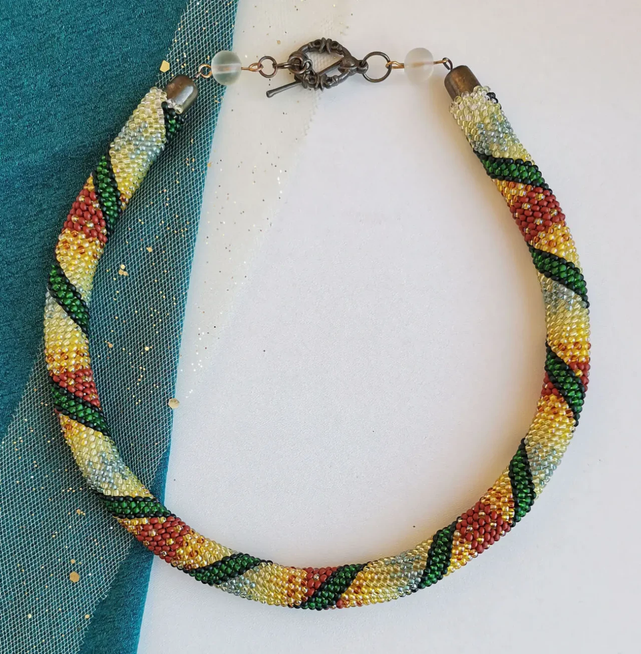 Прикраса із бісеру кольє-джгут Чарівний ліс