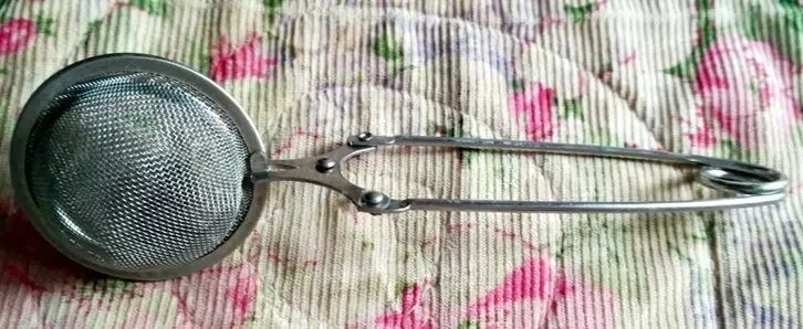 Посуда ситечко щипцы металл нержавейка для заваривания чая 1 штука 3