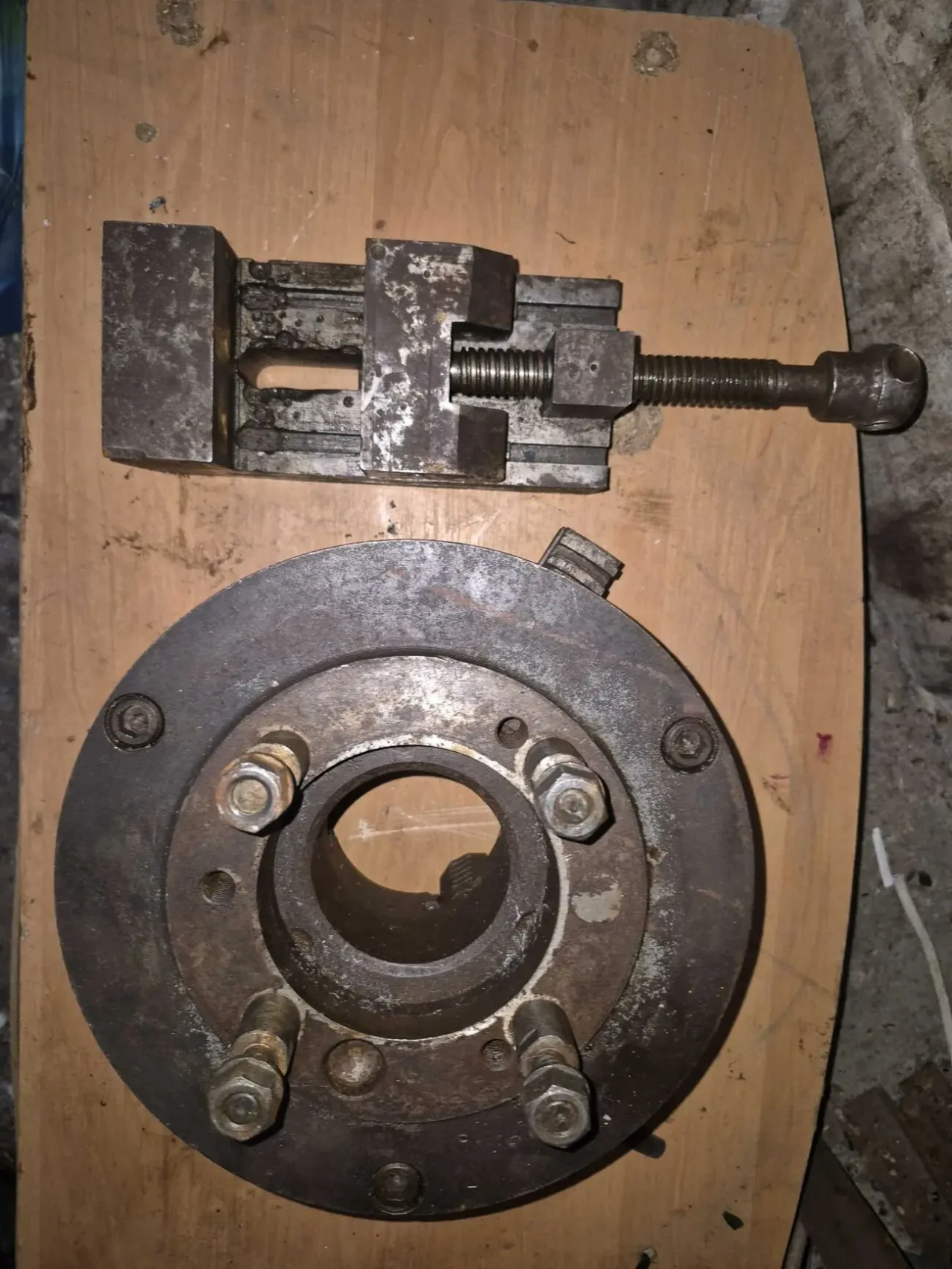 патрон токарный