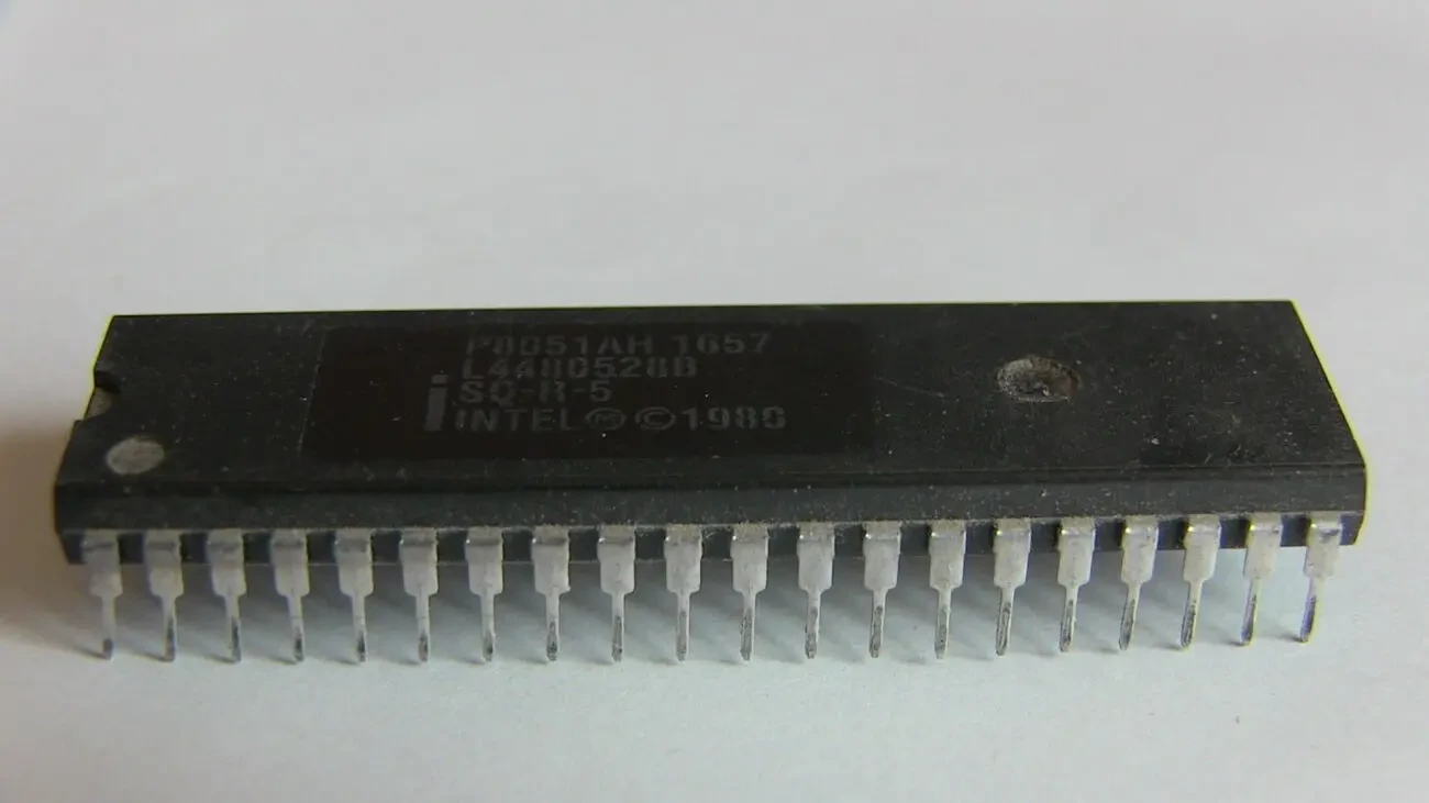 Intel P8051H Оригинальный Микроконтроллер 7