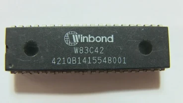 Микросхема Winbond W83C42 контроллер клавиатуры на материнку 486