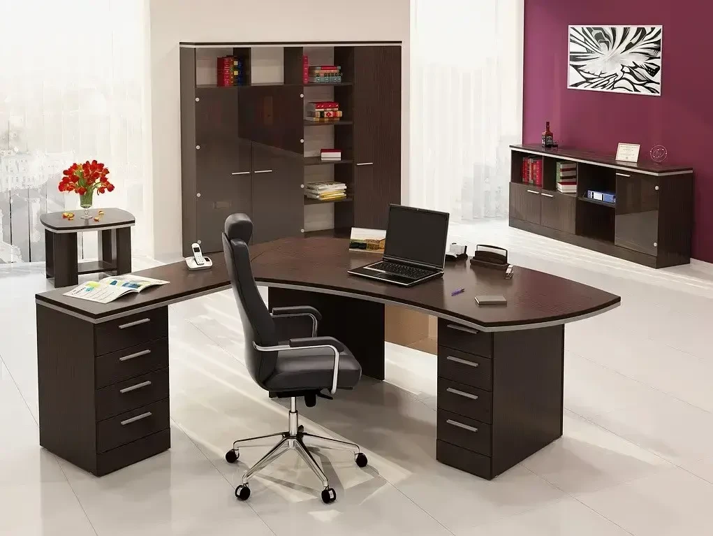 Стіл керівника Ньюмен 2