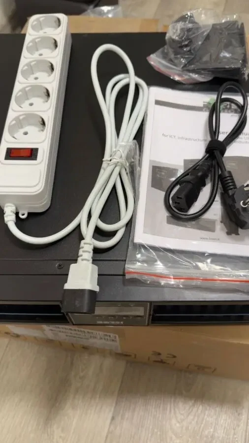 джерело безперебійного живлення 8