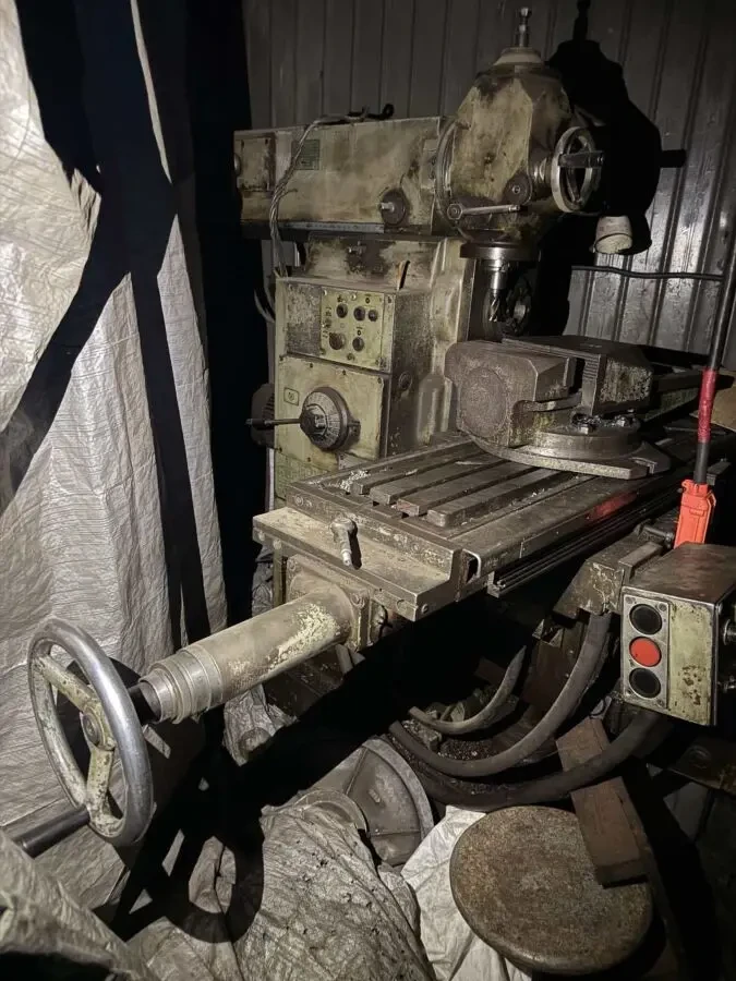 Горизонтально-фрезерний верстат 6Д82Ш