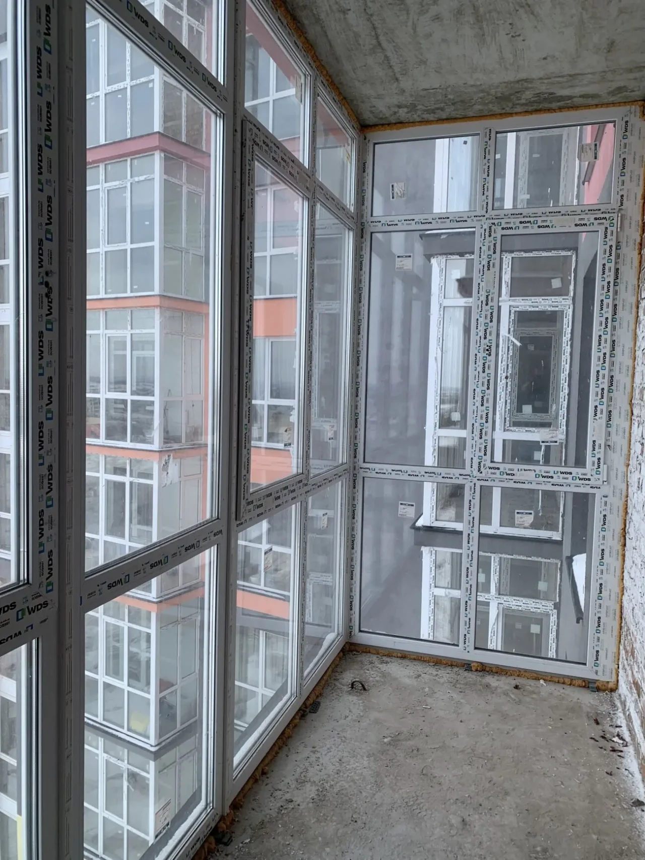 Продаж 2-кімнатної квартири 10