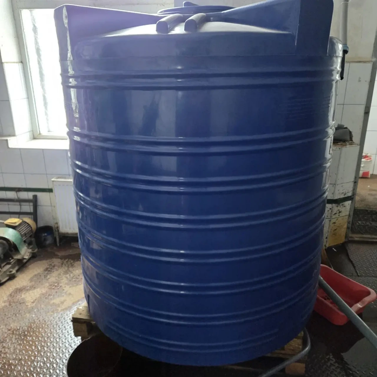 ємність для води