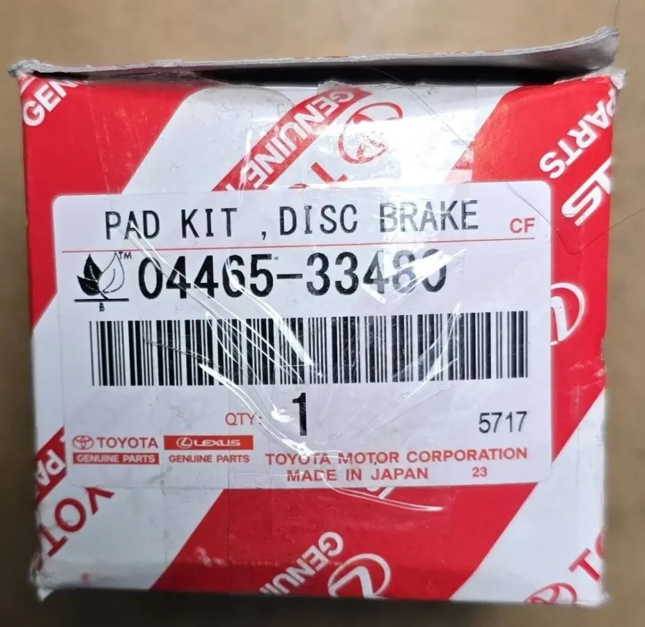Гальмівні колодки Toyota передні 04465-33480 оригінал комплект 3