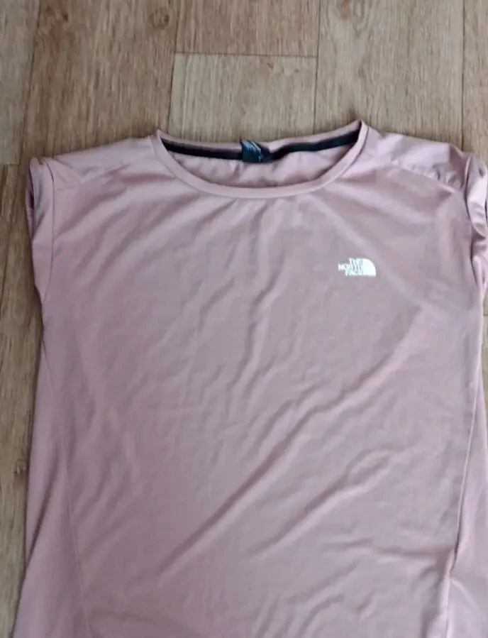 The North Face Спортивная женская футболка св кораллового цвета 7