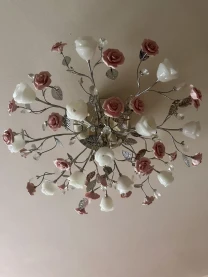 Комплект. Люстра потолочная галогенная и настенная полка