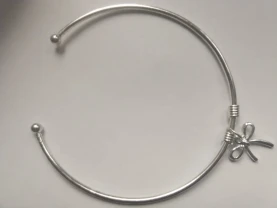 Браслет с бантиком