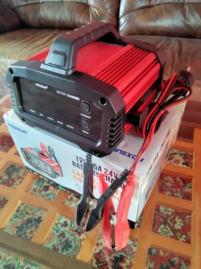 FOXSUR 12V/25A. 24V/15A Мощное, добротное, быстрое зарядное устройство 3