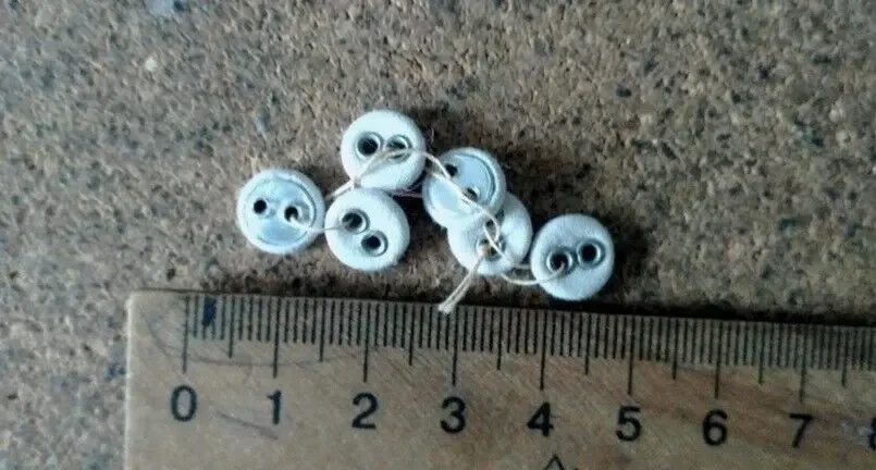 Для кукольных нарядов пуговицы мини тканевые металл. глазки 6